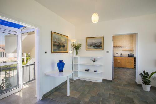 Apartamento Larnaca Sunshore Beachfront Suite