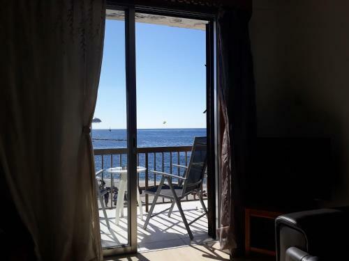 Hostal 777 Beach Guesthouse