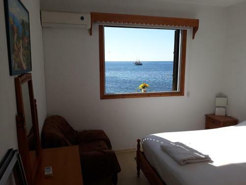Hostal 777 Beach Guesthouse