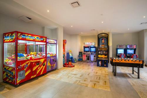 Hotel Leonardo Laura Beach & Splash Resort