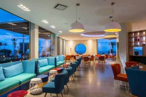 Hotel Leonardo Laura Beach & Splash Resort