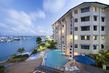 Hotel Mantra Hervey Bay