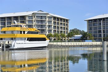 Hotel Mantra Hervey Bay