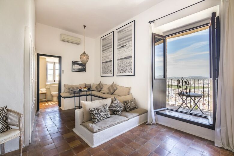 Hotel La Torre Del Canonigo