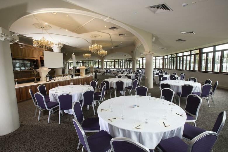 Hotel Esplanade River Suites