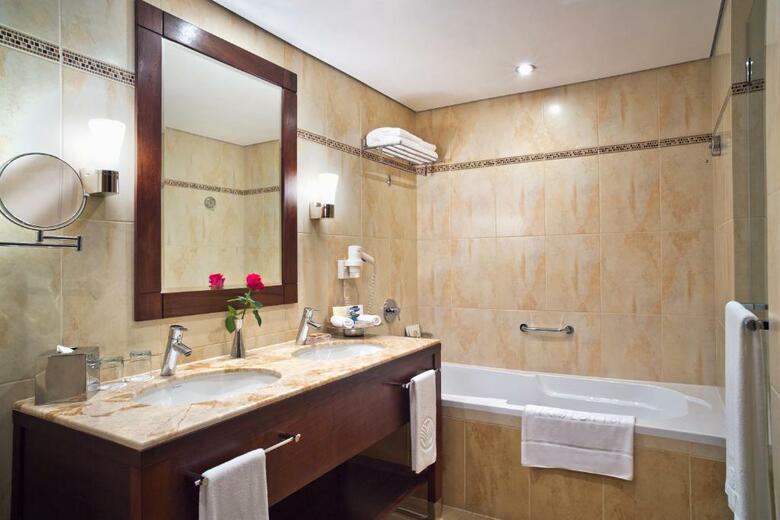 Hotel Khalidiya Palace Rayhaan