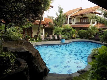 Hotel Duta Garden