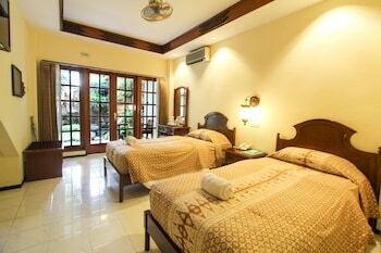 Hotel Duta Garden