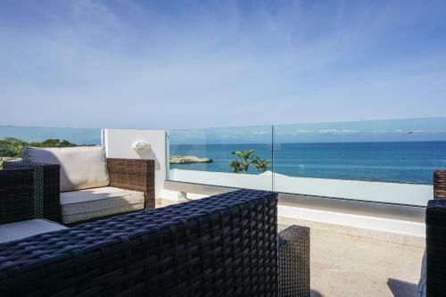 Villa Beach Front Aqua Marina