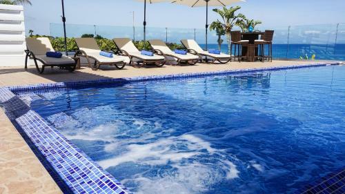 Villa Beach Front Aqua Marina
