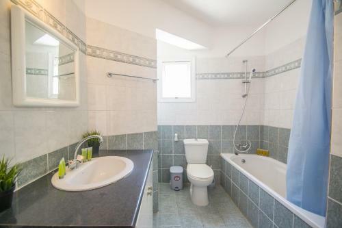 Eleni's Two Bedroom Kapparis Apartment