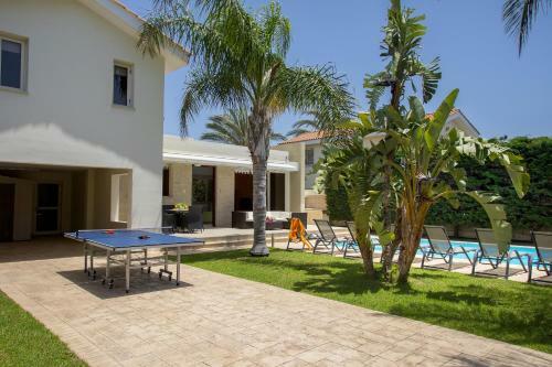 Villa Anthea