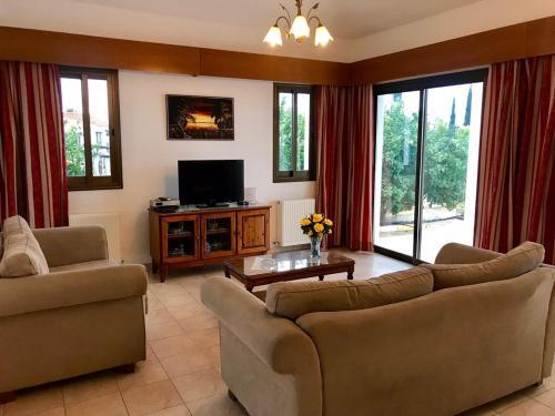 Trouzini Villa 2