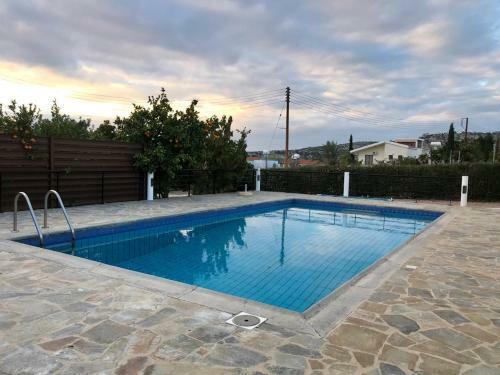 Trouzini Villas