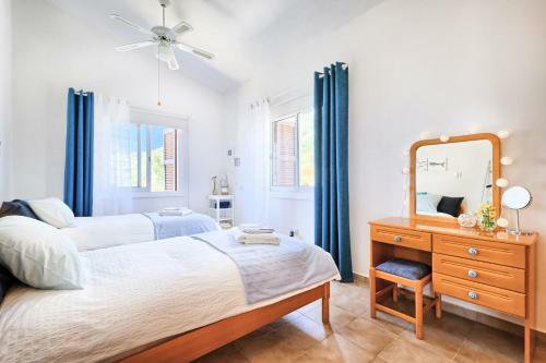 Captain's Villa