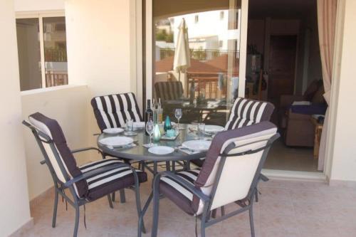 1st Floor 2 Bedroom Apartment