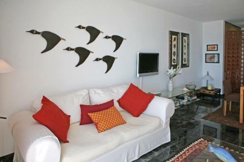 Ambelones Apartments
