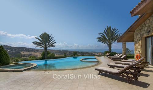 Elite Villa Amazing Pool And Garden