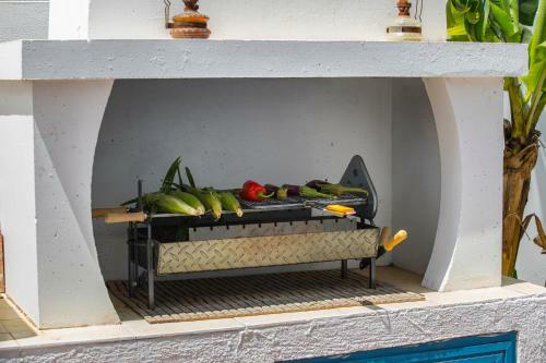 Villa Thalassa By The Beach