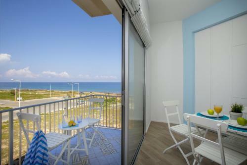 Apartamento Azure Beachfront Suite