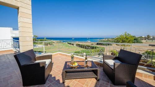 Rent Private Villa 196