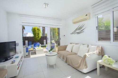 The Ultimate Guide To Renting Your 5 Star Villa Protaras Villa 07