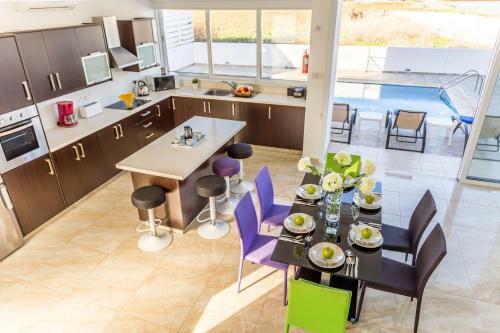 Villa Crystal Blue 16