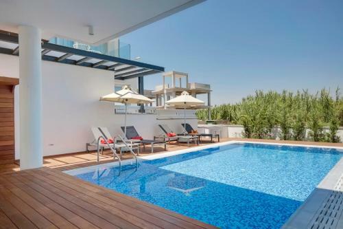 Villa Sunrise Seaview Luxury Residences