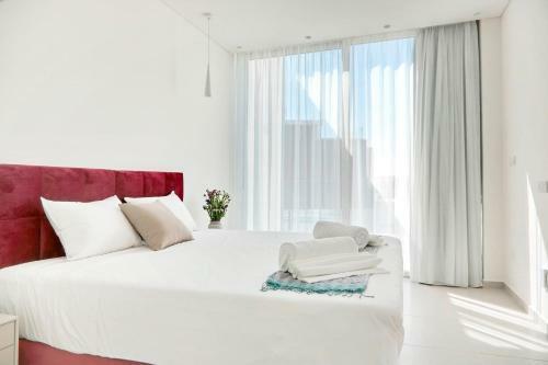 Villa Sunrise Seaview Luxury Residences