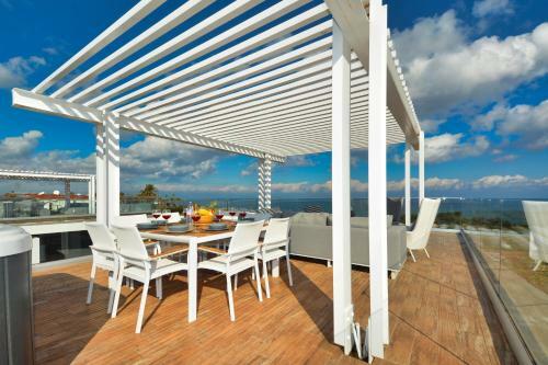 White Pearl Villas