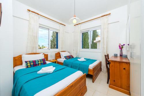 Ithaca Villas