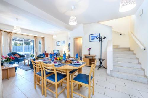 Ithaca Villas