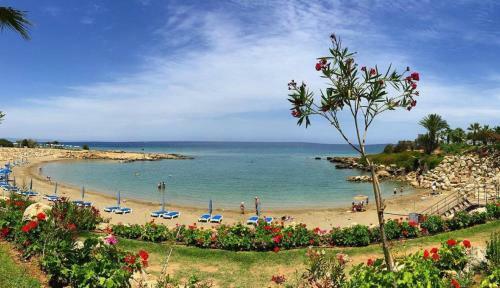 Villa Sirena Bay Holidays