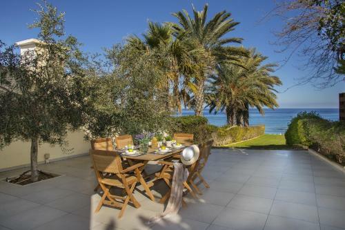 Sirina Bay Villa