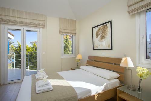 Sirina Bay Villa