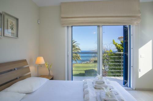 Sirina Bay Villa