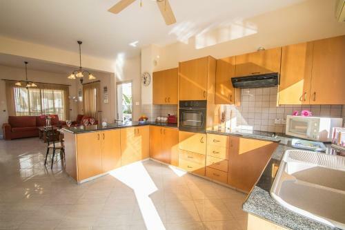 Villa Kapparis Family Holidays