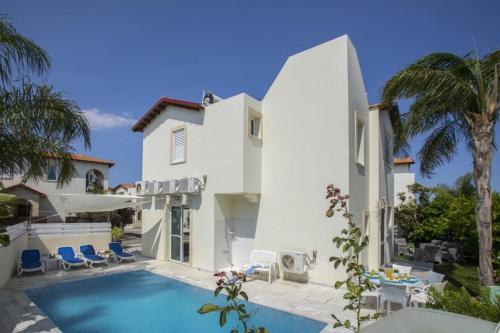 ?imagine Renting Your Own 5 Star Villa? Protaras Villa 15