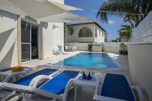 ?imagine Renting Your Own 5 Star Villa? Protaras Villa 15