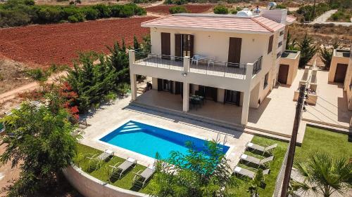 Rent Private Villa 445