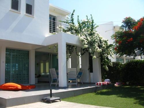 ?rent A Holiday Villa Close To Mimoza Beach? Protaras Villa 87