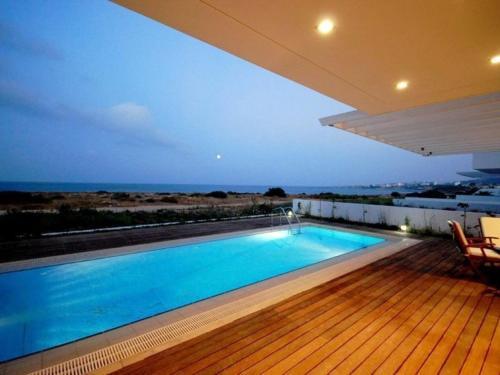 ?your Luxury Sea Front Villa? ? Protaras Villa 01