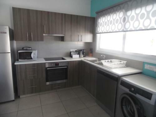 Villa Anemoni 12 Central Protaras Close To Fig Tree Bay