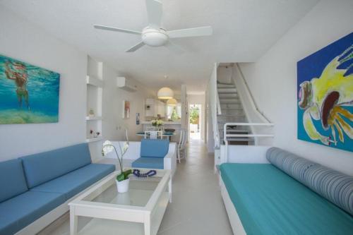 ?picture Renting Your Villa With Sean Views? Protaras Villa 26