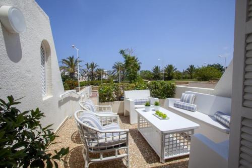 ?picture Renting Your Villa With Sean Views? Protaras Villa 26