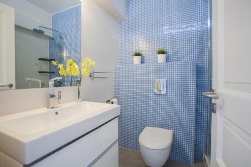 ?picture Renting Your Villa With Sean Views? Protaras Villa 26