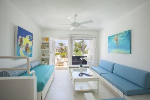 ?picture Renting Your Villa With Sean Views? Protaras Villa 26