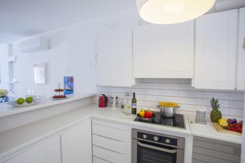 ?picture Renting Your Villa With Sean Views? Protaras Villa 26