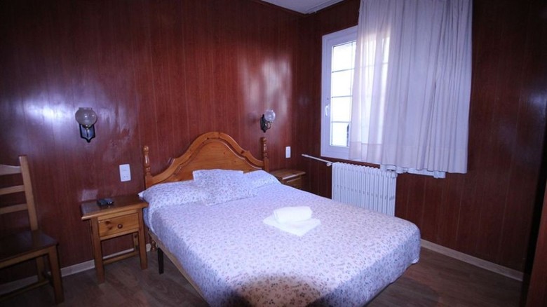 Hostal Porta De N�ria