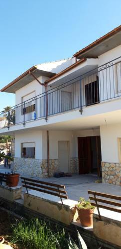 Vistamare Apartment